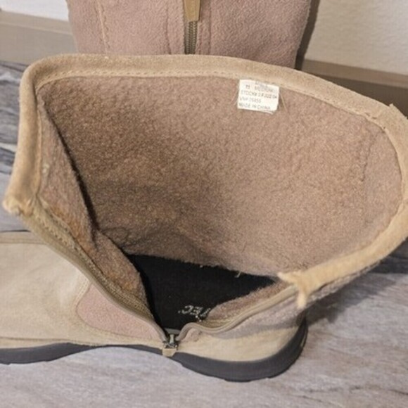 L.L.Bean Men’s Suede Insulated Winter Boots Size 11 Medium Side Zip Brown main image 5